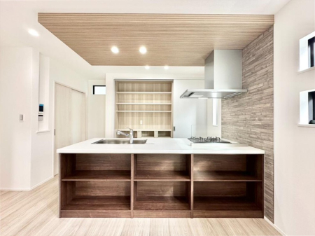 ���̑����� �L�b�`���J�E���^�[�̉��ɂ����[�I���������Ă��������ł���