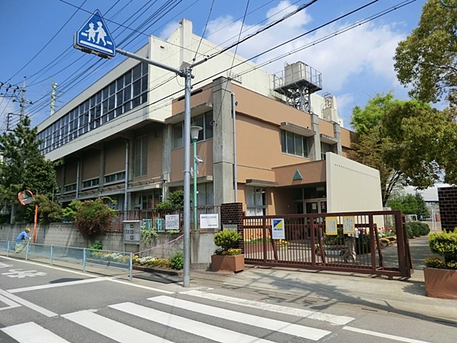 ���ӊ� ���w�Z 800m ����s���Ő����w�Z
