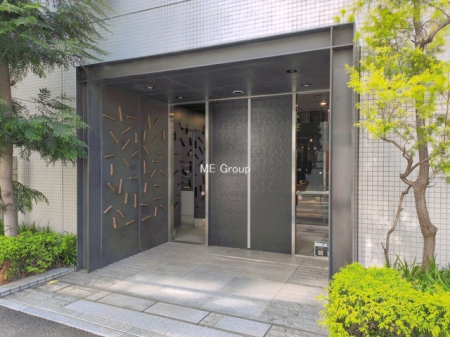 �G���g�����X -