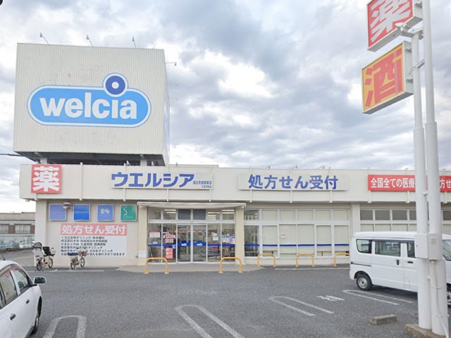 ���ӊ� �h���b�O�X�g�A 300m �E�G���V�A�x�m���ߐ����X