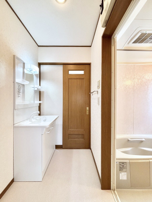 ���ʑ�E���ʏ� ���邢���ʏ��͖����̐g�x�x���y�����ł����Ⴂ�����ł��B