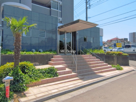 �G���g�����X -