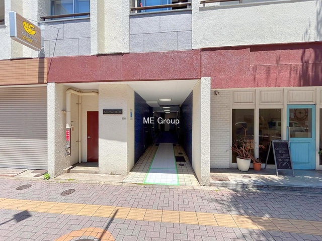 �G���g�����X -