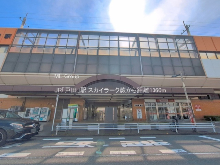 ���ӊ� �w 1360m JR�u�˓c�v�w