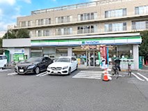 ���ӊ� �R���r�j 400m �t�@�~���[�}�[�g ���n�L���ʂ�X