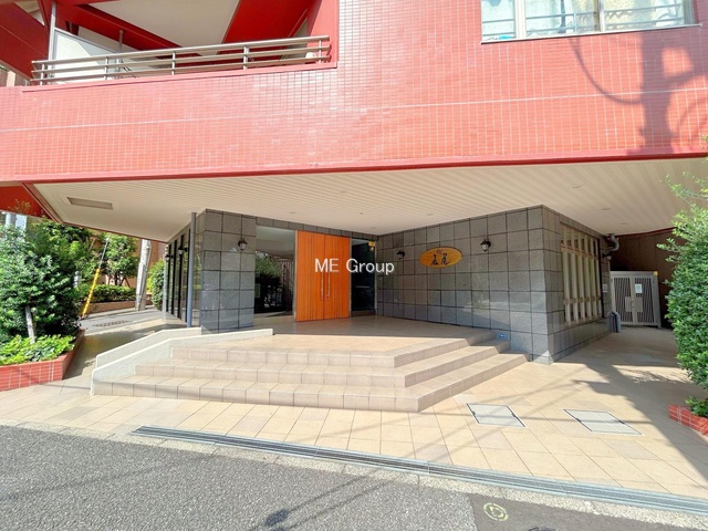�G���g�����X -
