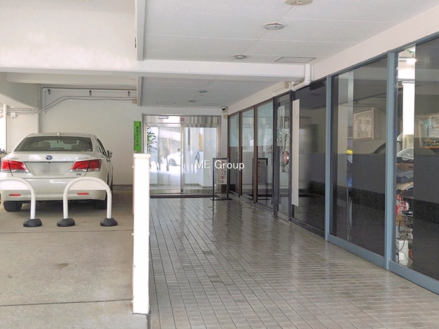 �G���g�����X -