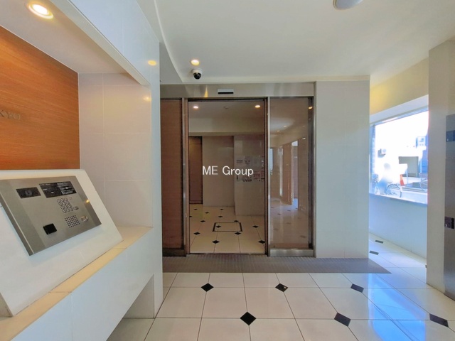 �G���g�����X -