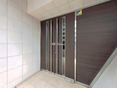 �G���g�����X -