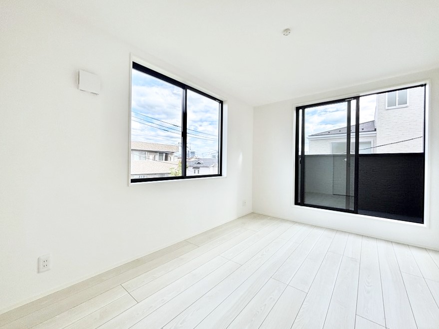 ���̑����� �o���R�j�[������荞�ޖ��邢�z���I�S�n�̂悢�v���C�x�[�g���[���ł�