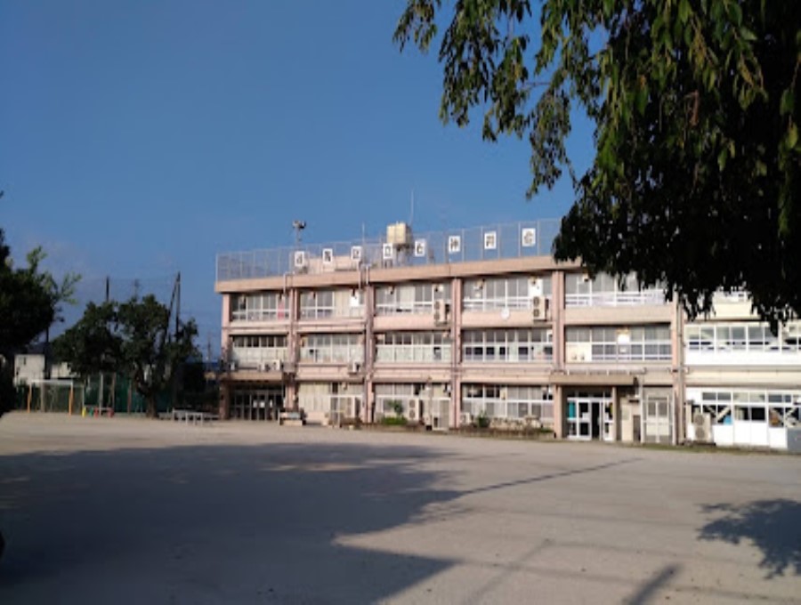 ���ӊ� ���w�Z 500m ���n�旧�ΐ_��䏬�w�Z