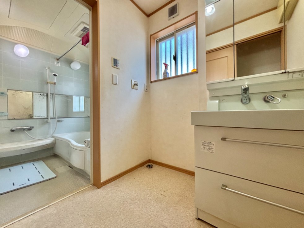 ���ʑ�E���ʏ� ���邢���ʏ��͖����̐g�x�x���y�����ł����Ⴂ�����ł��B