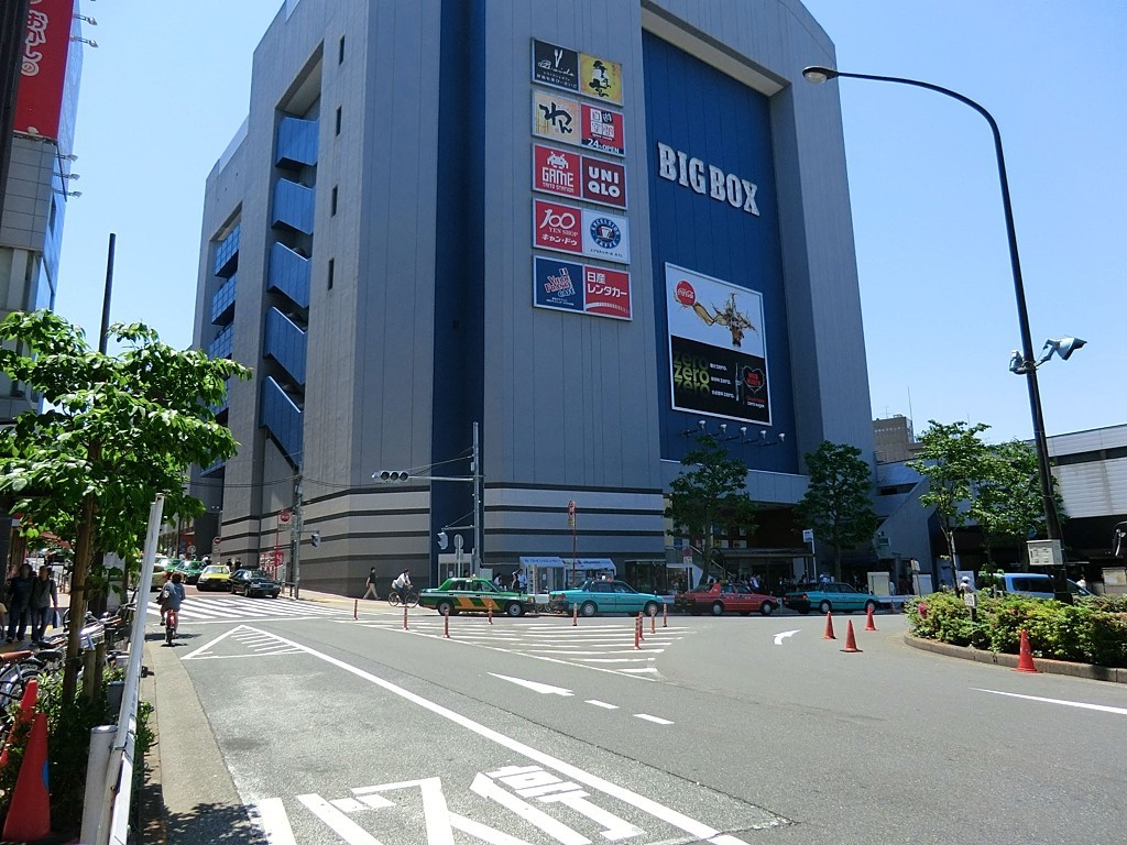 ���ӊ� �V���b�s���O�Z���^�[ 1100m BIGBOX���c�n��