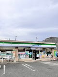 ���ӊ� �R���r�j 200m �t�@�~���[�}�[�g ���n�x�m����X