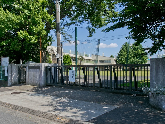 ���ӊ� ���w�Z 160m �����s���ŎR���w�Z
