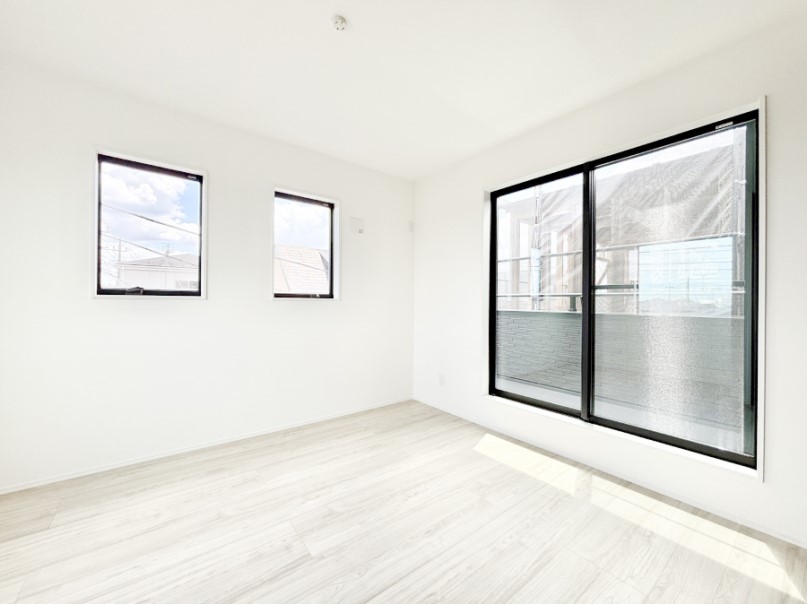 �q������ �Q�ʍ̌��Ŗ��邳�����ʂ��ǍD�I