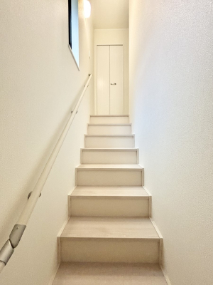 ̑ Ki͎肷tȂ̂ŏȂq܂₲̕Sł