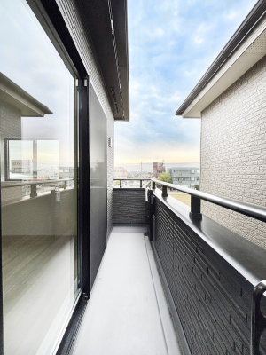 �o���R�j�[ �g���ȗz�����~�蒍���o���R�j�[�͂�����ɂ������߁B�u�₩�ȕ����S�n�悢�ł��B 