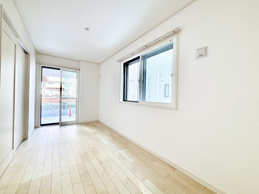 �q������ ������̂₳���������S�n�悢�v���C�x�[�g���[��  