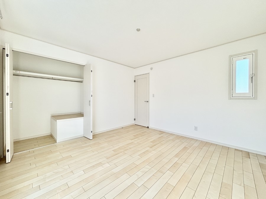 �q������ �q�������ɂ��������߂Ȏ��[�X�y�[�X�����Ղ�̋���