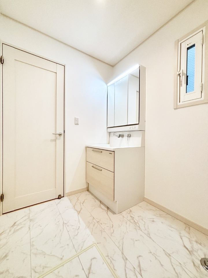 ���̑� �������̂��郉���h���[�X�y�[�X