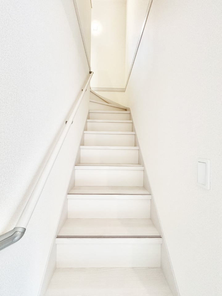 ̑ Ki͎肷tȂ̂ŏȂq܂₲̕Sł