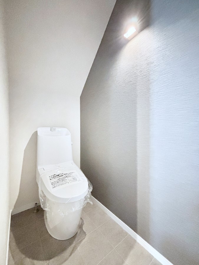 gC gC1K2KꂼɔzuĂĂƂĂ֗łB 