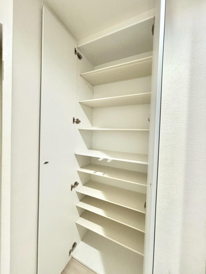  U炩肪ȌւXbĽ֎[t