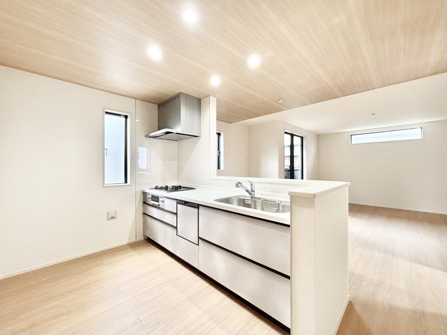 Lb` Ƃ肠Lb`ł͂ƑƊył܂B