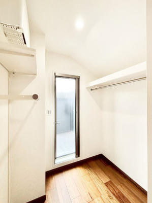 ̑ EH[NCN[[bg̊pŐԃXbL