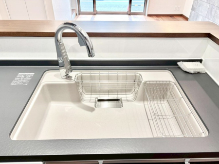 ̑ LXƂVNł₨M􂢂NNKɁI