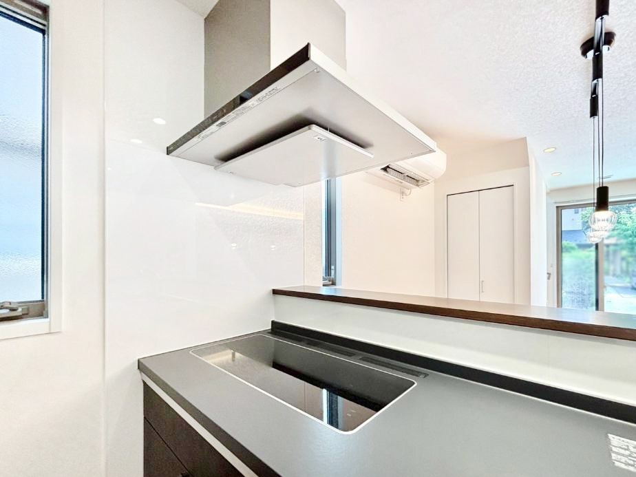 ̑ {IȂ̓tB^[̂݁Î₷͂łB