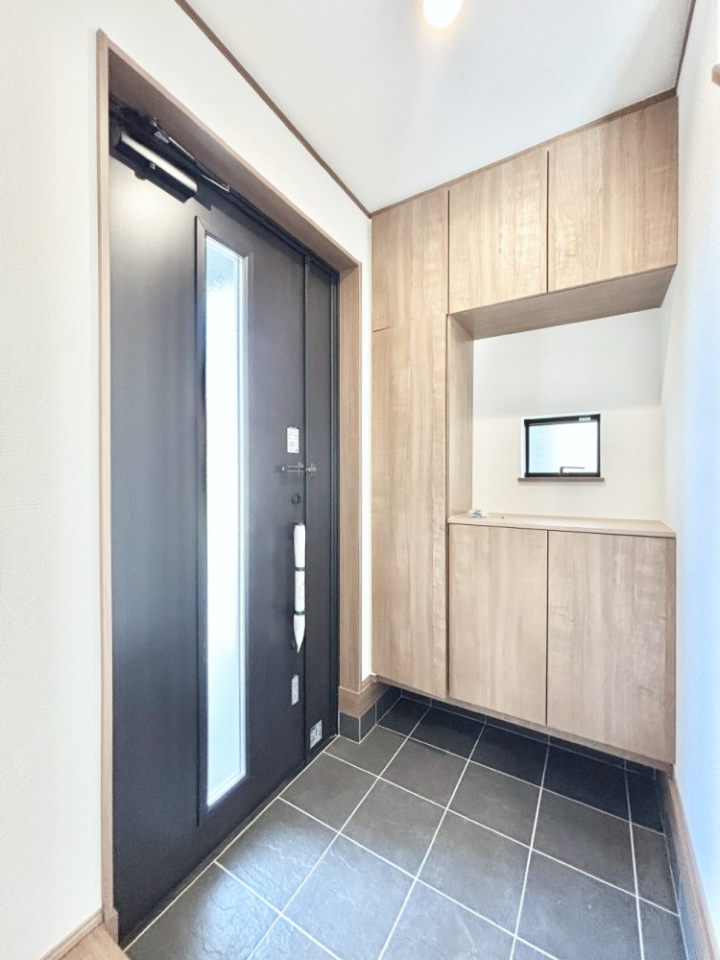 ���� ����I�𗘗p���āA���z�������������q�l�������ĂȂ��ł��܂��B