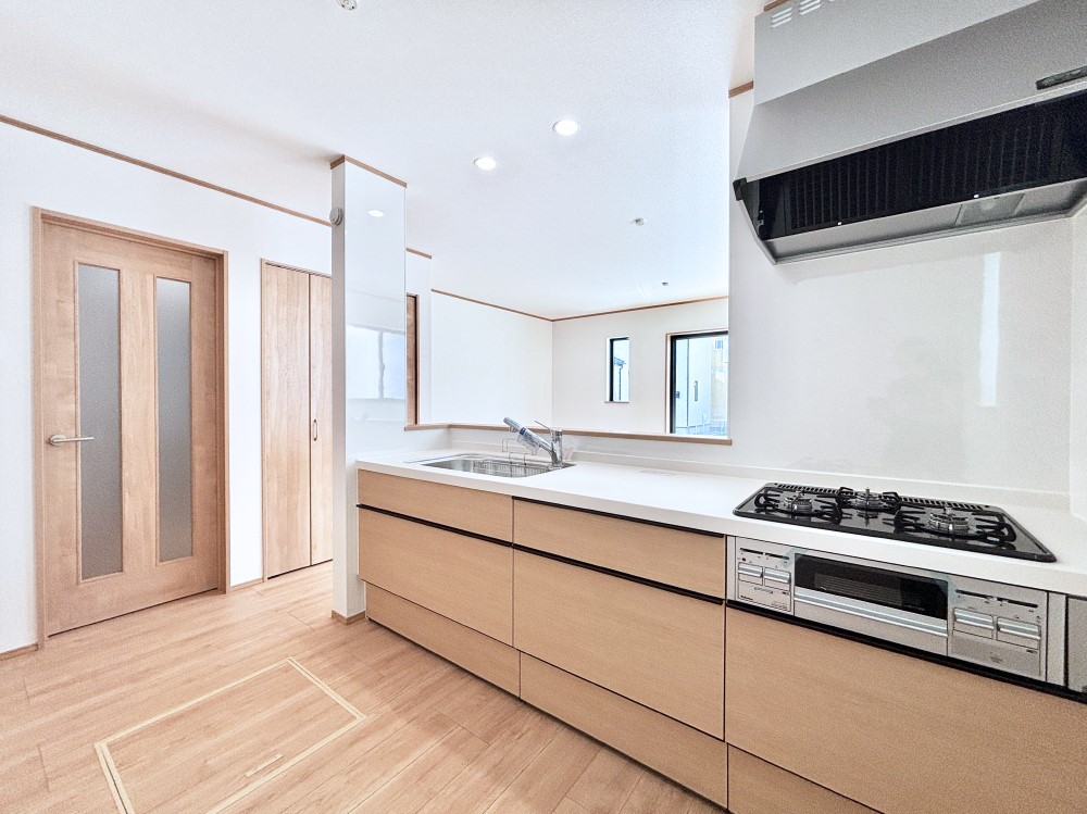 �L�b�`�� �������������I�ɁA�y�����I�V�X�e���L�b�`��  