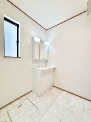 ���̑� �������̂��郉���h���[�X�y�[�X