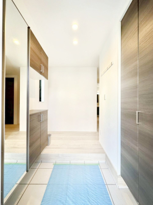 ���� �Ƒ��̋A��₨�q�l�������������}���錺��  