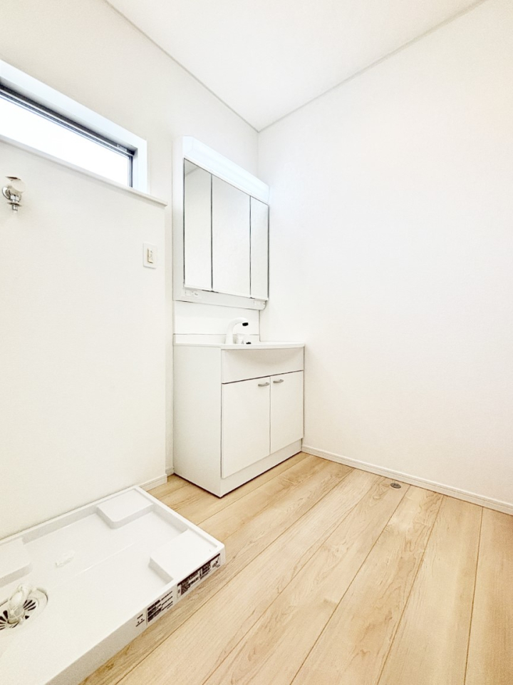 ̑ ̂KԂłB̐gxxCǂg܂B 