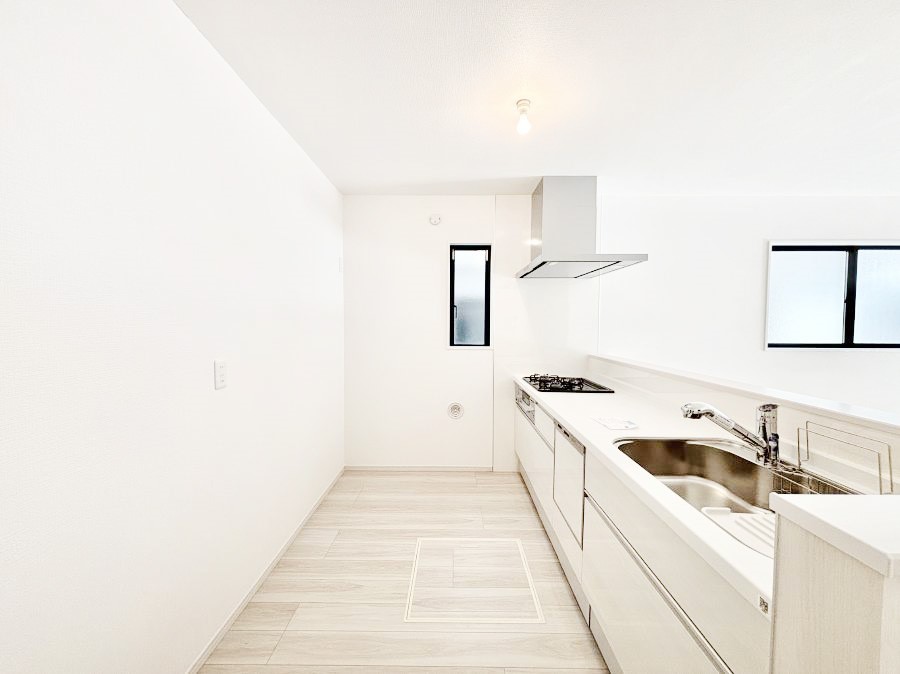 �L�b�`�� ��Ƃ肠��L�b�`���X�y�[�X�ł�������H��̌�Еt�����X���[�Y�ɁI