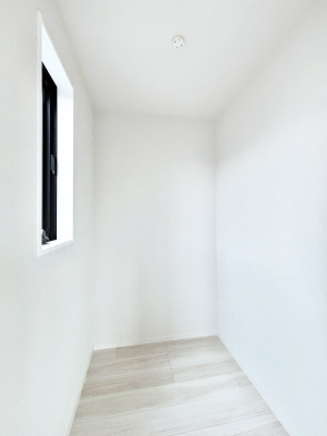 ̑ EH[NCN[[bgtŐԂLpł܂B