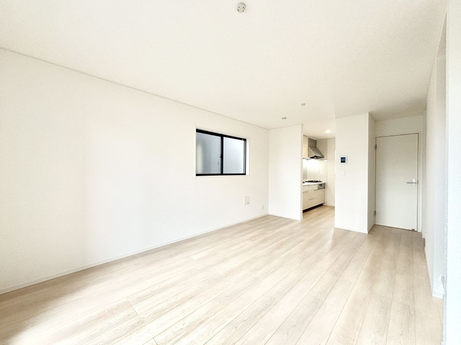 ���r���O �Z�ޕ��̌��������o�����A�C���e���A���l����̂��y���݂ȃ��r���O�ł��I 