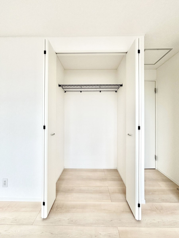 ���[ �����Ղ�̎��[�X�y�[�X�ŉ��K�ɕ�点���� 