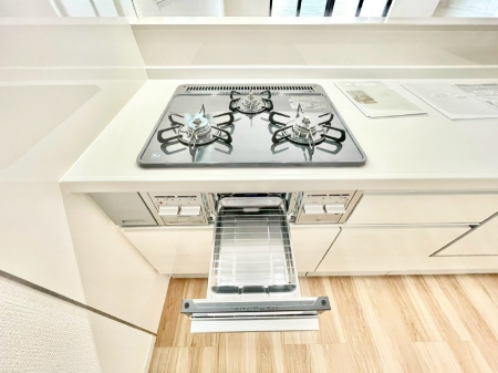 ̑ KXR͂rZT[ځBΗ͒߂łtEYhł܂B