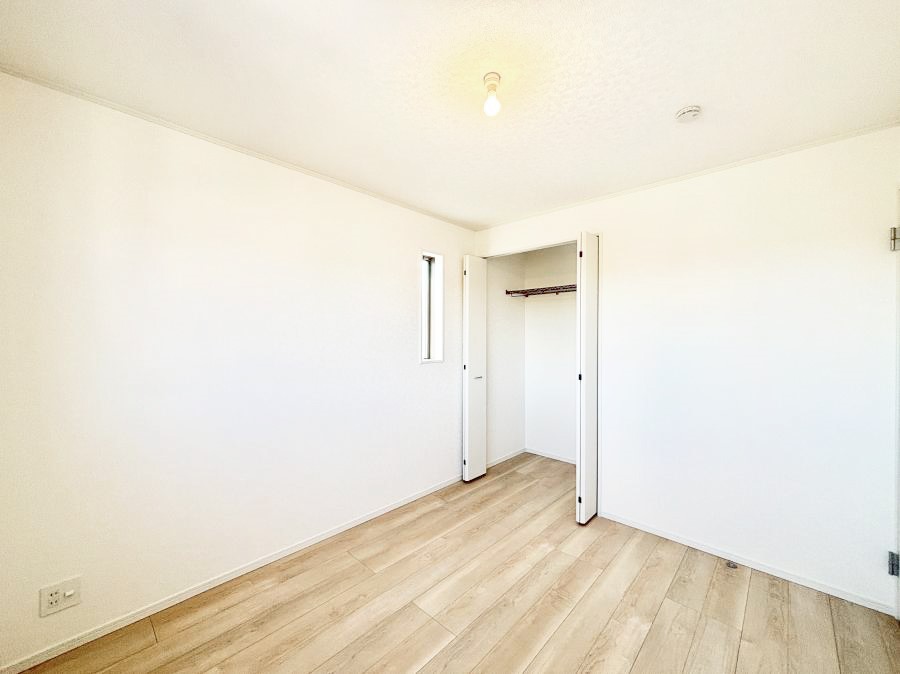 �q������ �q�������ɂ��������߂Ȏ��[�X�y�[�X�����Ղ�̋���