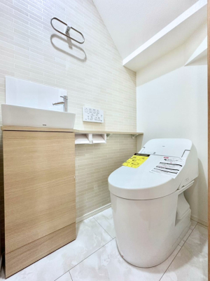 �g�C�� ���邭�������̂���g�C���ł��B 