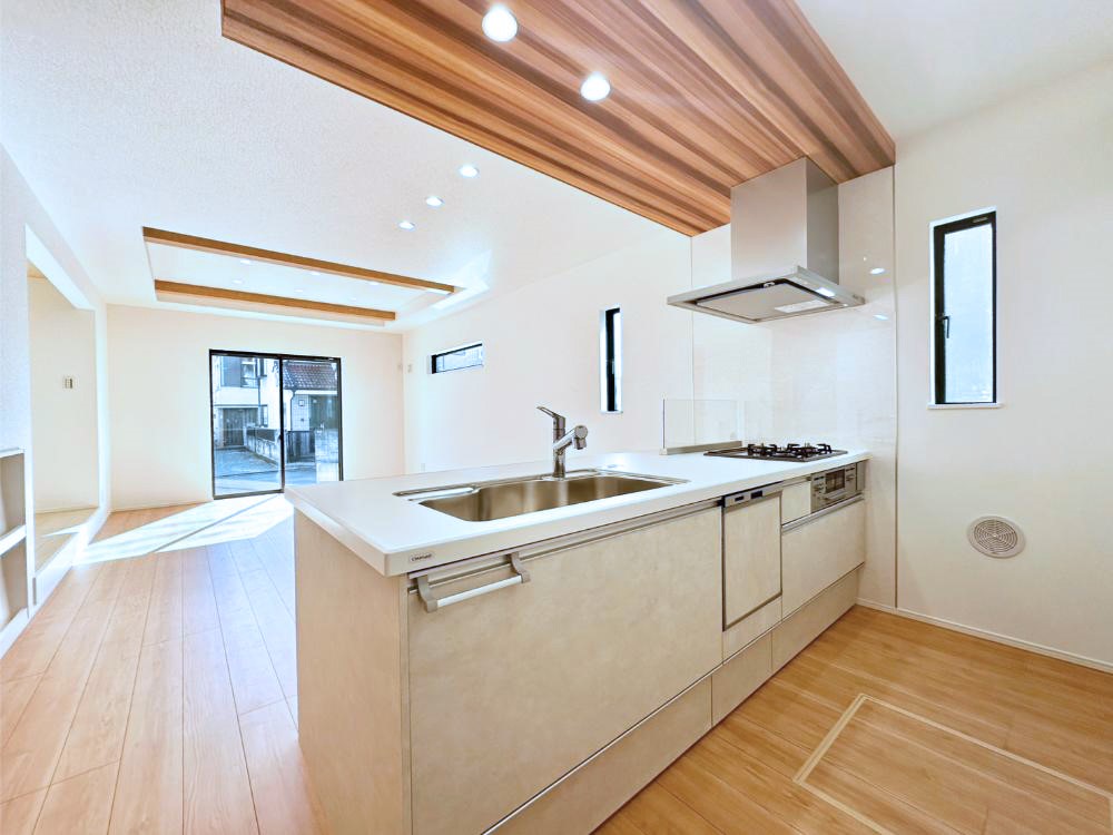 �L�b�`�� �����g���L�b�`��������A�g���₷�����������̂��₷���ɂ������܂����B 