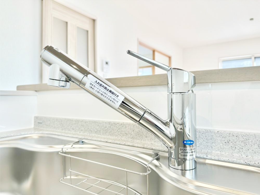 ̑ łȂB̐ŐƏ򐅂gB