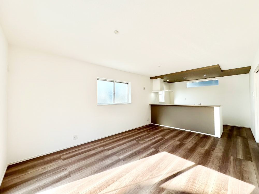 rO Ƒ̓₩Șbŕ܂閾邢rO