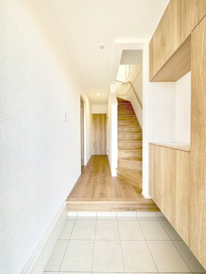  ʔ͂Ƒ̎ʐ^G߂̃CeAŏIƂĉoł܂