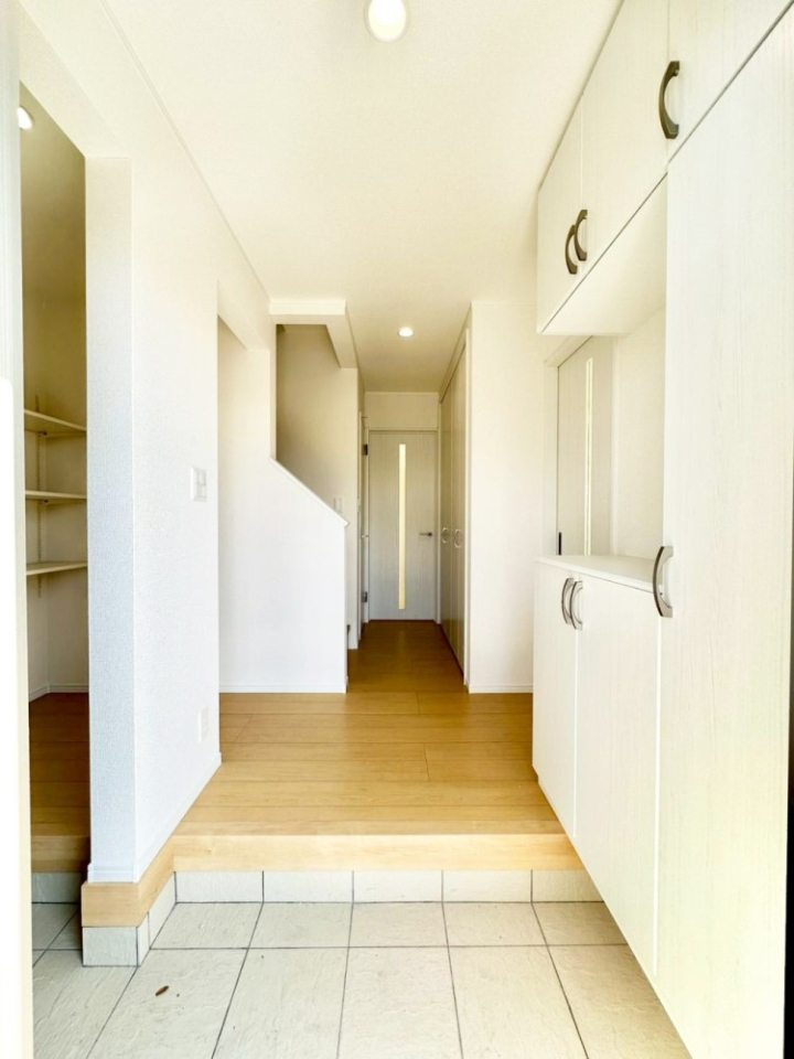 ���� �Ƒ��̋A��₨�q�l�������������}���錺��  