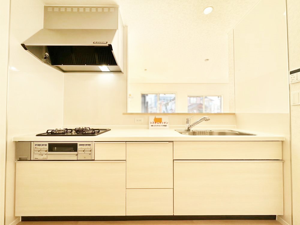 �L�b�`�� ��Ƃ肠��L�b�`���ł͂��Ƒ��Ɗy�������������ł��܂��B